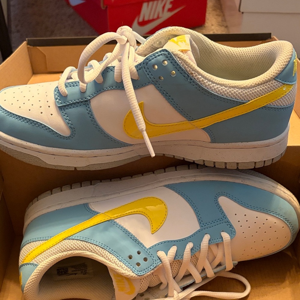 Nike Light Blue and Yellow Sneakers - Picture 3 of 4